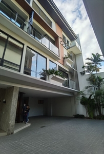 4 Bedrooms 3 Car Garage Luxury House in Paco Manila Near Robinsons Otis Manila For SALE on Carousell