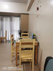 43 sqm Studio Unit at 81 Newport near NAIA for SALE on Carousell