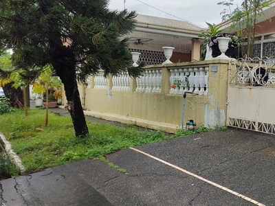 478sqm Lot W/Old Structures FOR SALE @PHILAM HOMES QUEZON CITY on Carousell