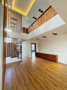 5 Bedroom House and lot for Sale with pool in Greenwoods Exec Vill Pasig on Carousell