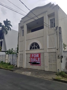 5 Bedroom House & Lot in San Miguel Village Makati | For Sale| Fretrato ID: RC225 on Carousell