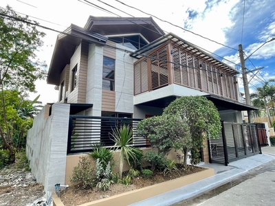 5 bedrooms house with pool for sale in Greenwoods pasig accessible to bgc taguig makati and ortigas on Carousell