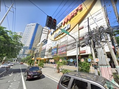 611sqm Commercial Lot with Building for sale in Makati City on Carousell