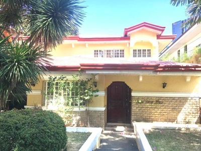 Alabang Hills House for rent with pool on Carousell