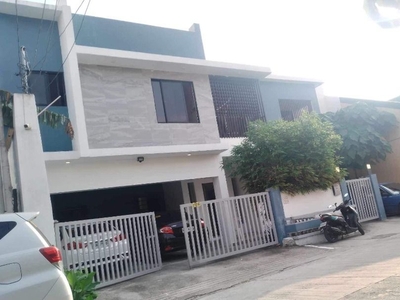 Apartment Building in Paranaque for Sale on Carousell