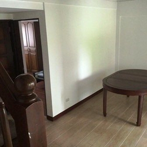 Ayala Alabang Village - D2 Ph1 Row House For Rent on Carousell