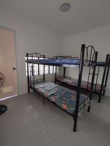 Bed spacer room for rent on Carousell