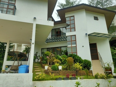 Bloomfield Tagaytay| 3BR House and Lot - For Sale on Carousell