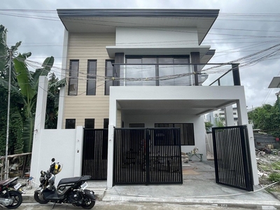 Brand new 4 bedrooms house for sale in greenwoods exec village near bgc taguig makati ortigas on Carousell