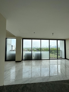Brandnew Penthouse unit With own pool For Sale in TAGUIG CITY - BGC on Carousell