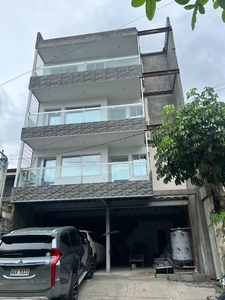Building for Lease good for Office/Commissary/Residential near Morning Drive Tandang Sora Quezon City on Carousell