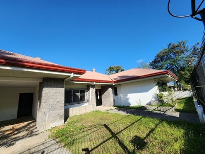 Bungalow House for Rent in Sunset Valley Mansion on Carousell