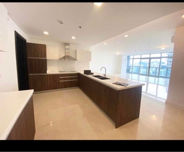 (Client only) 3Br East gallery place condo for rent in BGC on Carousell