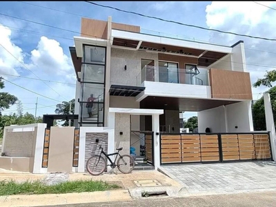 Corner Single Attached House and Lot For Sale in Upper Antipolo on Carousell