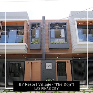 Duplex with Pocket Garden for Sale in BF Resort Village