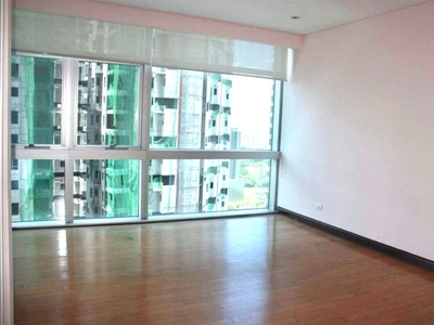 FOR LEASE in Pacific Plaza Towers BGC