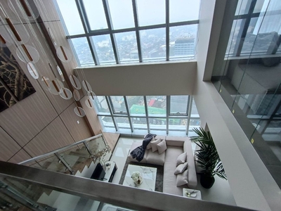 For Lease: Penthouse 3BR w/ maids rm in Uptown Parksuites for only 250k/mo! on Carousell