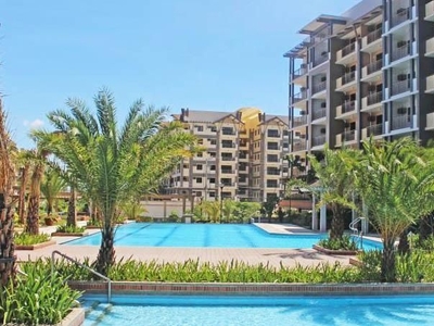 FOR RENT - 2-BEDROOM CONDO WITH PARKING IN BIRCHWOOD ACACIA ESTATES TAGUIG on Carousell