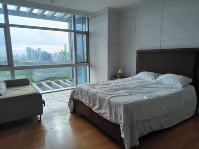 For Rent: 3BR w/ 2 Parkings at Pacific Plaza Towers