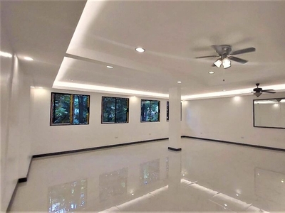 For rent: 4br San Miguel Court Townhouse in Valle Verde 5 on Carousell