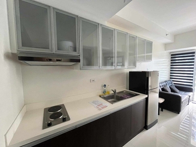 For Rent: Bnew 1BR w/ Parking at Trion Tower 3 for only 37k/mo! on Carousell