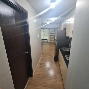 For Rent - KROMA 1 BR - Makati on Carousell