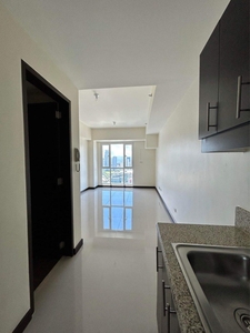 For Rent: Studio Axis Residences on Carousell
