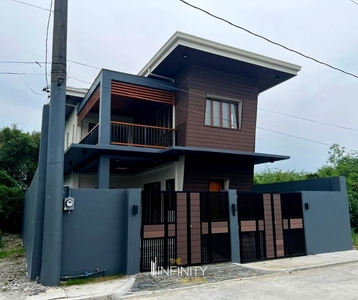 For Sale 3 bedrooms in Coastal Bay Subdivision