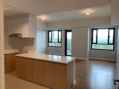 For Sale: Arton West Tower 3BR on Carousell