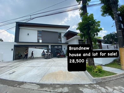 FOR SALE BRAND NEW MODERN TWO-STOREY HOUSE AND LOT WITH SWIMMING POOL IN PAMPANGA NEAR CLARK on Carousell