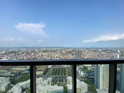 FOR SALE: EAST GALLERY PLACE BGC on Carousell