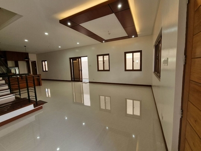 For Sale House and Lot in BF Homes Quezon City on Carousell