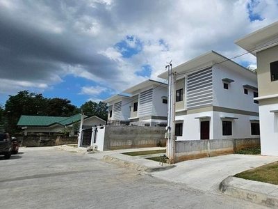 For Sale House and Lot in Edgewood near Sun Valley Antipolo on Carousell
