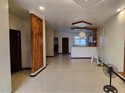 FOR SALE: Modern and Spacious 4-Bedroom Duplex House and Lot in BF Resort Village on Carousell