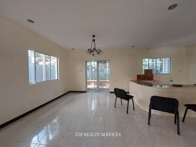 For Sale Pre-owned House and lot for Sale in Sunvalley near Marcos highway on Carousell