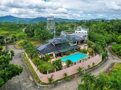Grand Tropical House For Sale Perfect for retirees inside an exclusive subdivision at Consolacion City