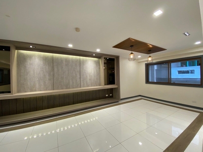 Greenhills 4BR 2Parking Condo for Rent on Carousell