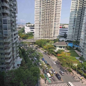 HIGH STREET SOUTH CORPORATE PLAZA FOR SALE on Carousell