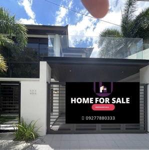 House and lot for sale in Commonwealth Quezon City on Carousell