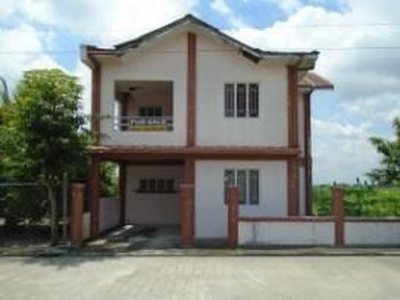 House and Lot for sale in Lot 14