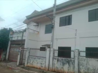 House and Lot For Sale in Lots 14 & 12