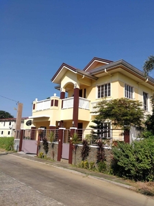 House for Sale in Baypoint Subdivision on Carousell