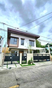 HOUSE FOR SALE in BF HOMES PARANAQUE SINGLE DETACH WITH JACUZZI on Carousell