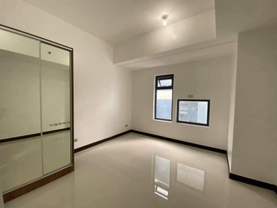KYU - FOR SALE: Studio Unit in Chimes Greenhills