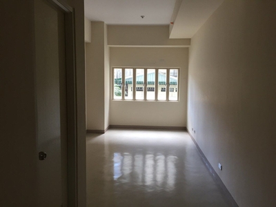 La Salle Taft Ave Condo For Rent on Carousell