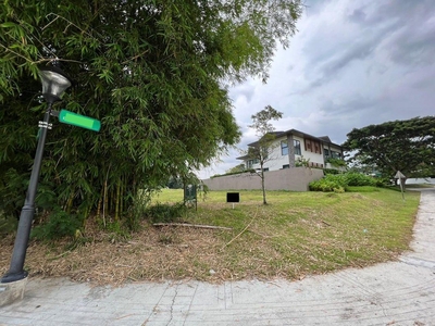 Lot For Sale Ayala Westgrove Heights on Carousell