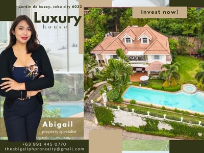 Luxury 5-bedroom House & Lot For Sale w/ Pool