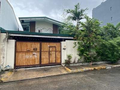 Makati House and Lot for Sale good for Commercial on Carousell