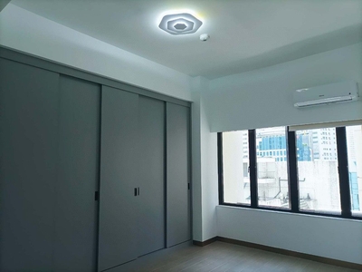 Manhattan Square brand new 2BR with parking for rent on Carousell