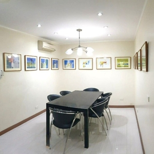 Mariposa Quezon City Townhouse for Lease! on Carousell